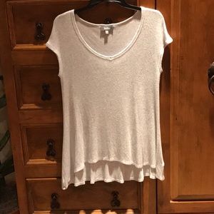 Women’s cap sleeve top